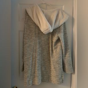 loft brand, gray/white sweater, worn once, size XL